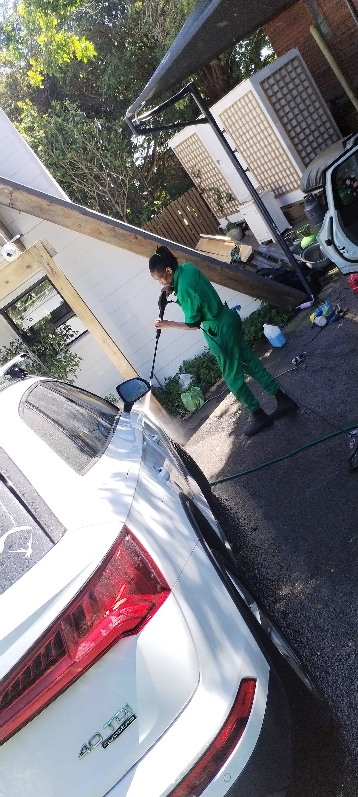 Are you looking for a car wash in Fiah hoek
